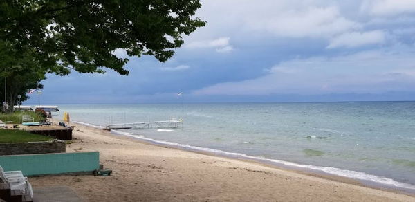 White Stone Pointe Cabins (White Stone Cabin and Motel) - Web Listing (newer photo)